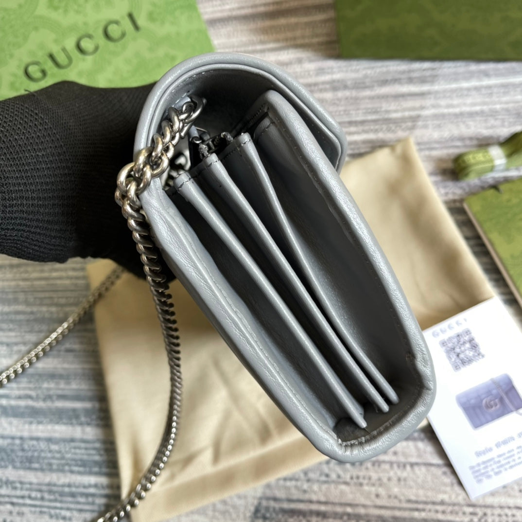 GUCCI MARMONT MINI 20 SHOULDER BAG IN GREY CALFSKIN