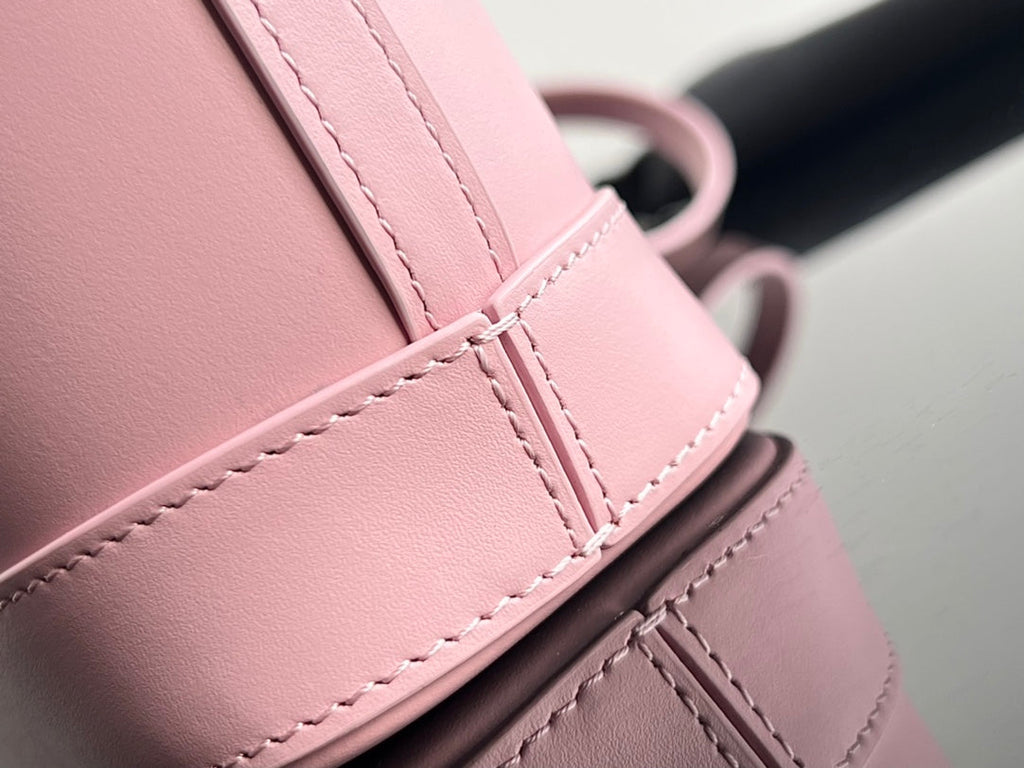 CELINE CUIR TRIPHOME 19 PINK PASTEL SMOOTH CALFSKIN BUCKET BAG