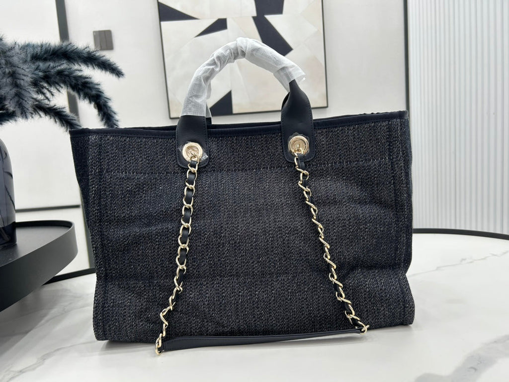 CHANEL DEAUVILLE LARGE 38 TOTE BAG IN DARK NAVY CANVAS WITH WHITE LOGO EMBROIDERED