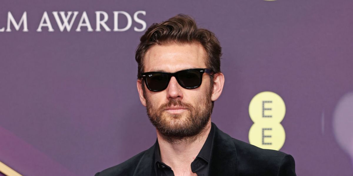 Ray-Ban Wayfarer 2140 901 Black - As Seen On Leonardo DiCaprio & Hailey Bieber