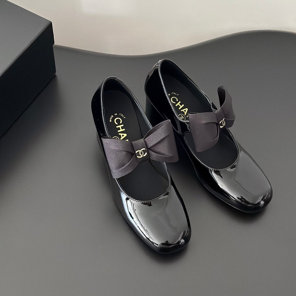 CHANEL MARY JANE PUMPS PATENT CALFSKIN GROSGRAIN BLACK