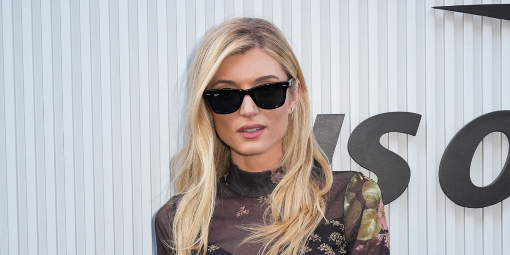 Ray-Ban Wayfarer 2140 901 Black - As Seen On Leonardo DiCaprio & Hailey Bieber