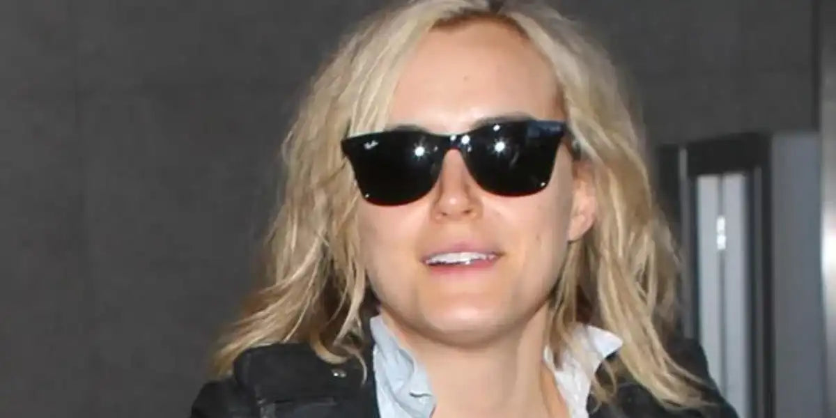 Ray-Ban Wayfarer 2140 901 Black - As Seen On Leonardo DiCaprio & Hailey Bieber