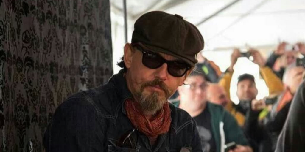 Ray-Ban New Wayfarer RB 2132 901L - As Seen On Eminem & Tom Hiddleston