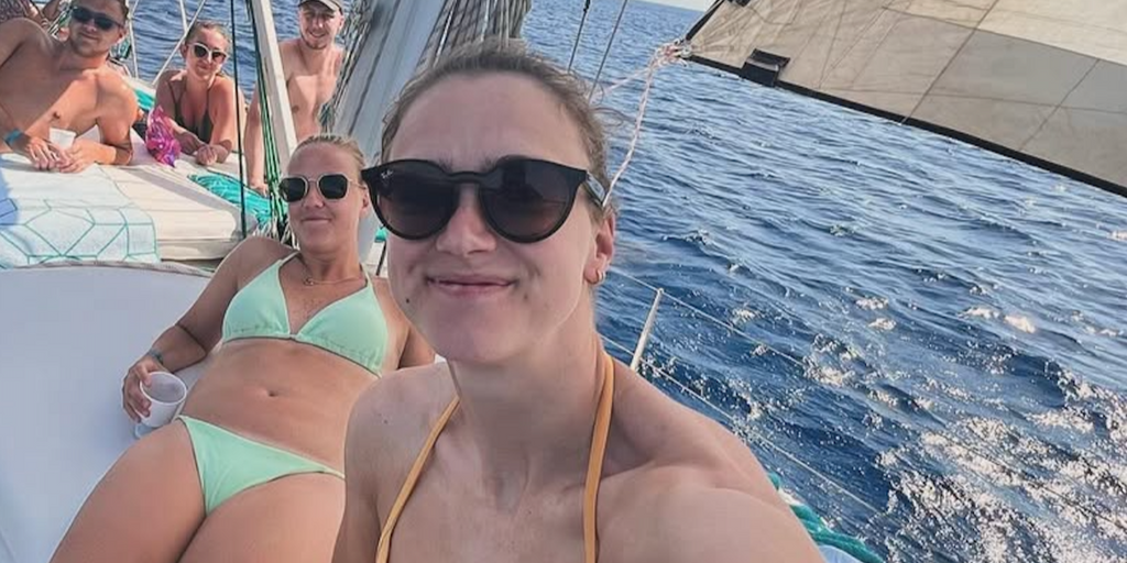 Ray-Ban RB 2180 601/11 - As Seen On Vivianne Miedema