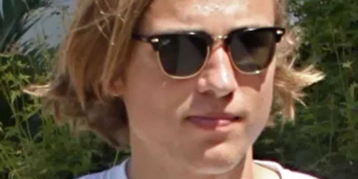 Ray-Ban Clubmaster 3016 W0365 Black - An Icon - As Seen On Harry Kane & V of BTS