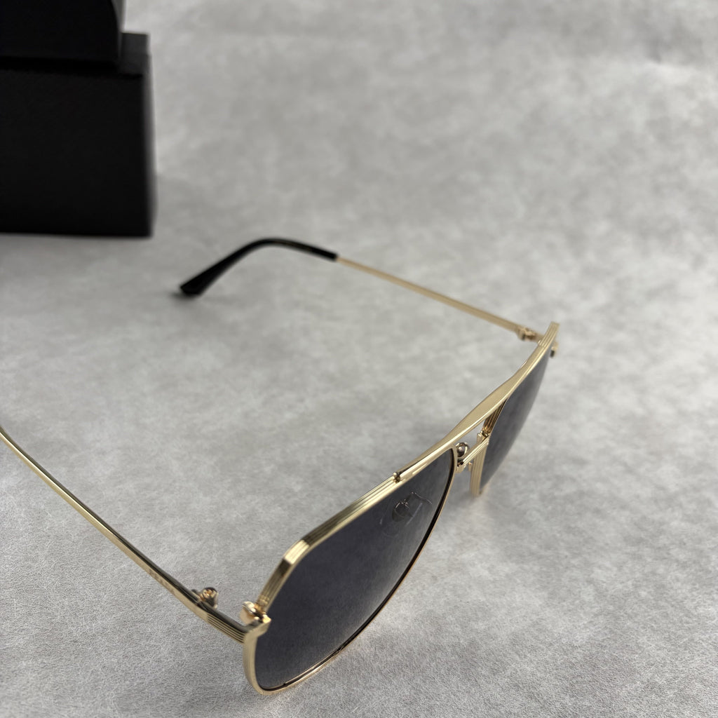 Modern Gold Aviator Sunglasses - UV Protection Metal Frame Shades