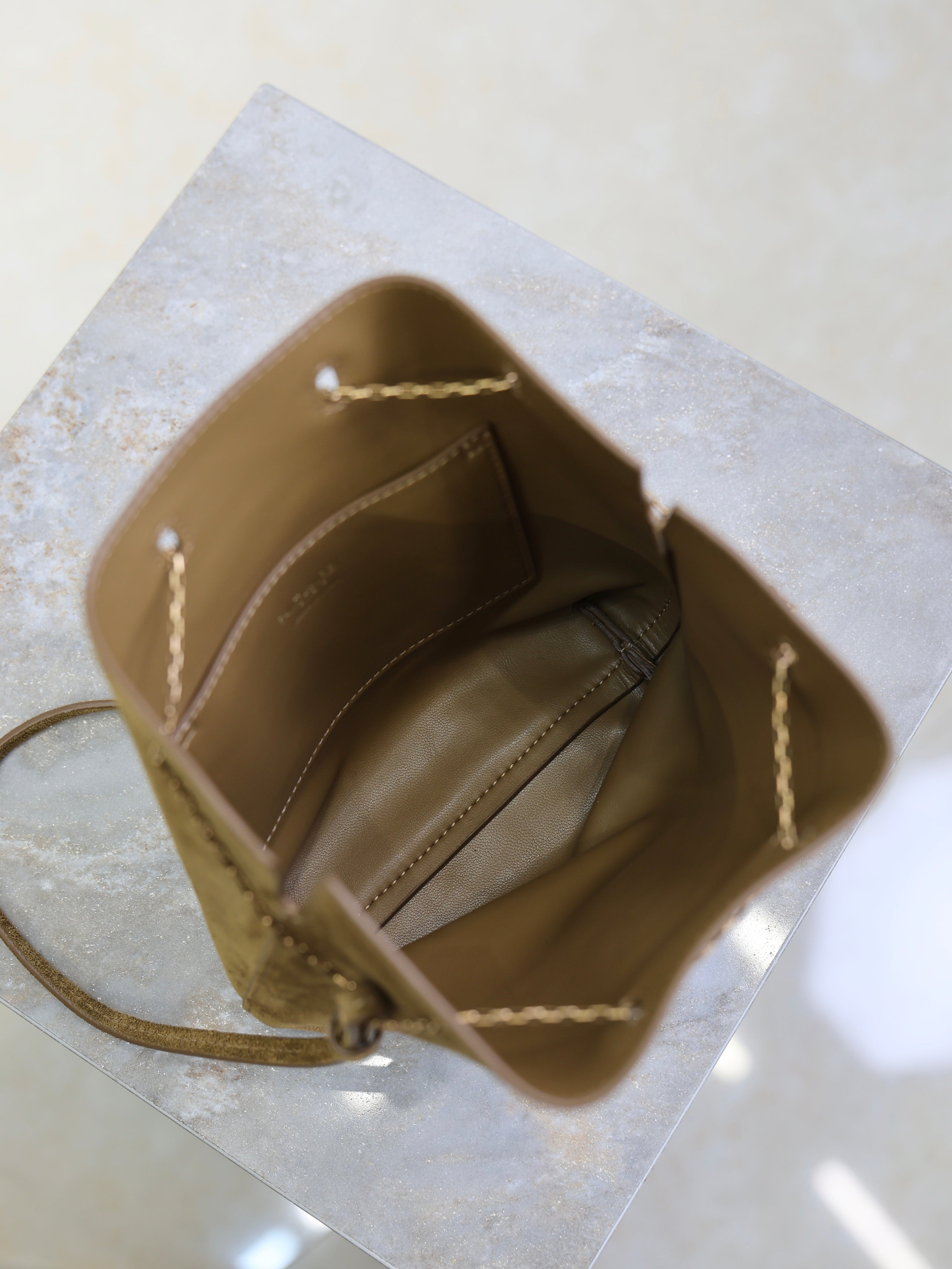 YSL 25S POCHON BAG 24 IN CARAMEL COGNAC SUEDE GOLD HARDWRE