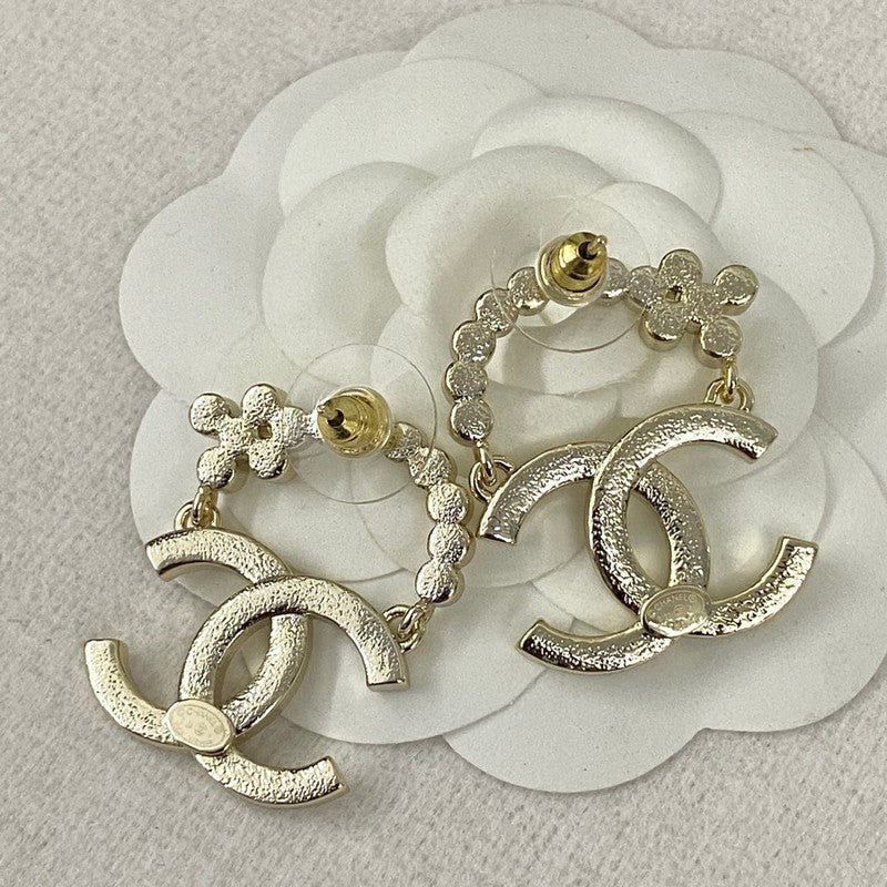 18K  Chanel Diamond Earrings