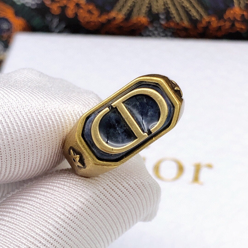 18K Dior Vintage Ring