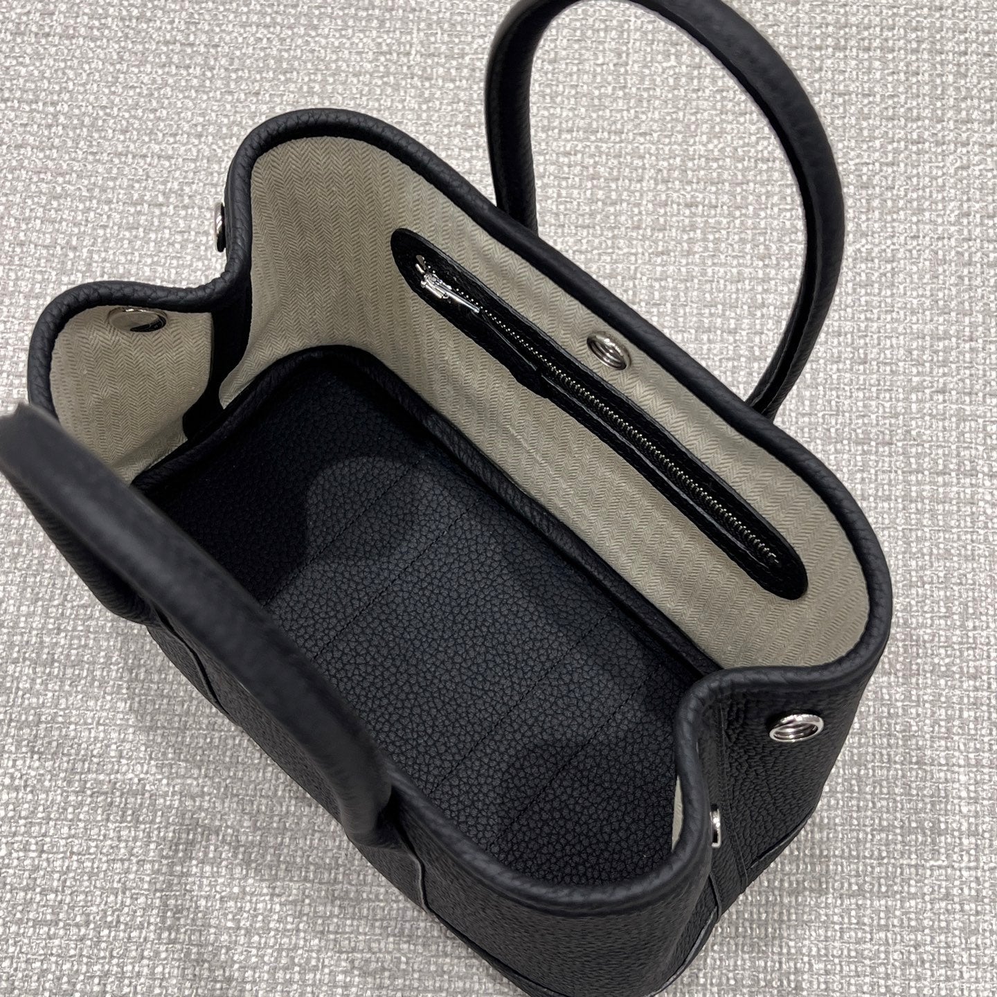 HERMES GARDEN PARTY 23CM IN BLACK CALFSKIN
