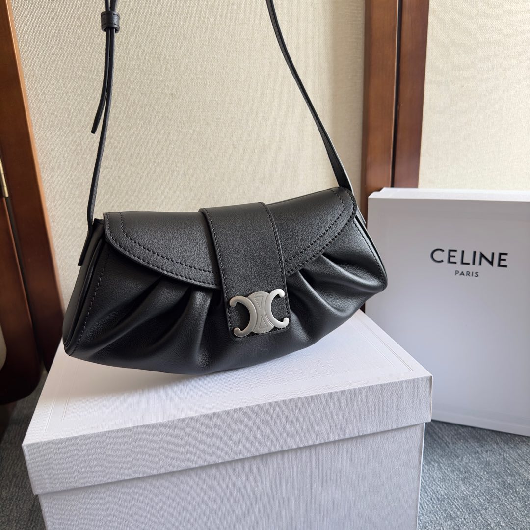 CELINE TEEN POLLY 29 IN BLACK CALFSKIN SILVER HARDWARE