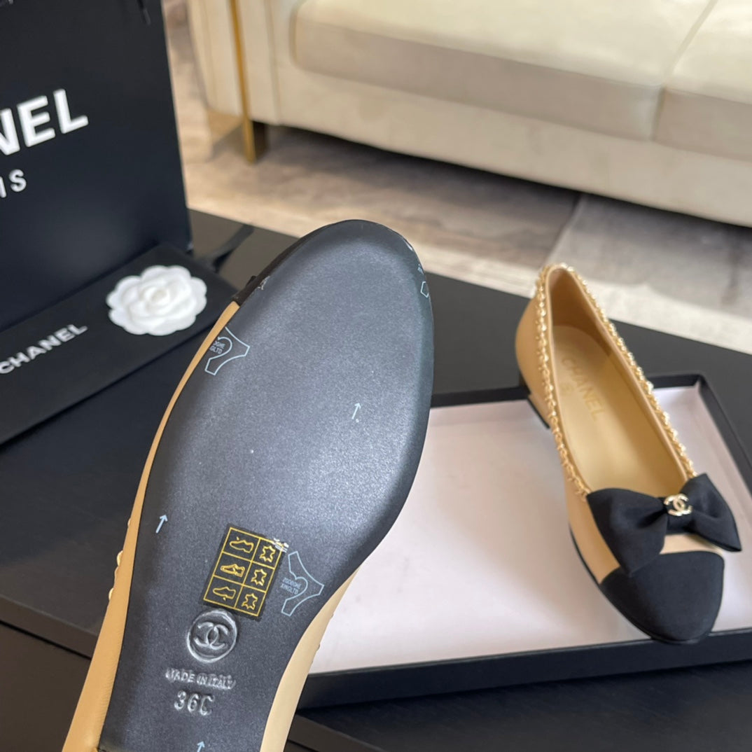 CHANEL BALLET FLAT BEIGE CREAM CALFSKIN AND FABRIC
