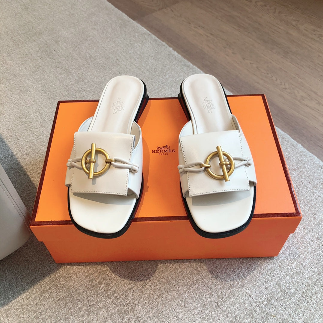 HERMES ISLE SANDAL WHITE CALFSKIN