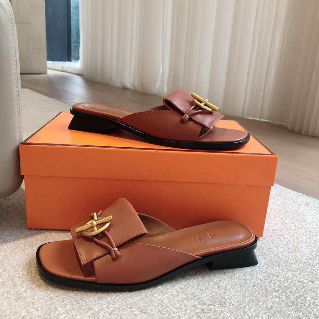 HERMES ISLE SANDAL CARAMEL CALFSKIN