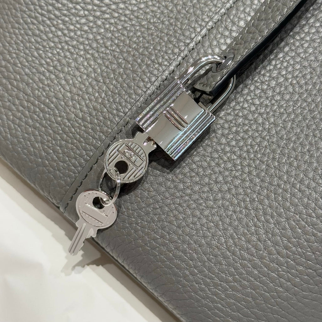 HERMES PICOTIN LOCK 22 IN GREY ETAIN CALFSKIN SILVER HARDWARE