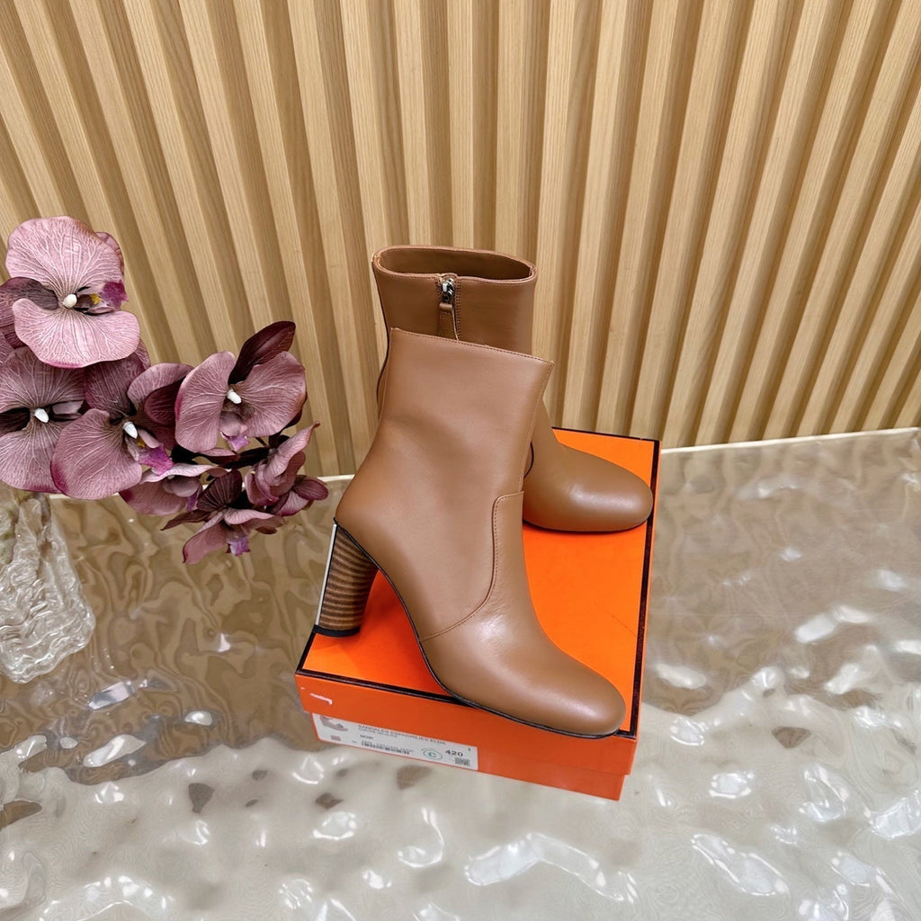 HERMES 25S ANKLE BOOTS 70 MM IN BROWN LAMBSKIN