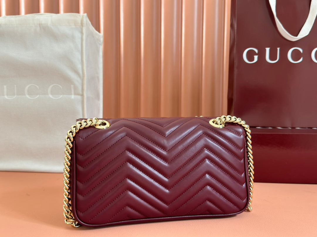 GUCCI MARMONT MEDIUM SHOUDER BAG 26 IN ROSSO ANCORA RED CALFSKIN