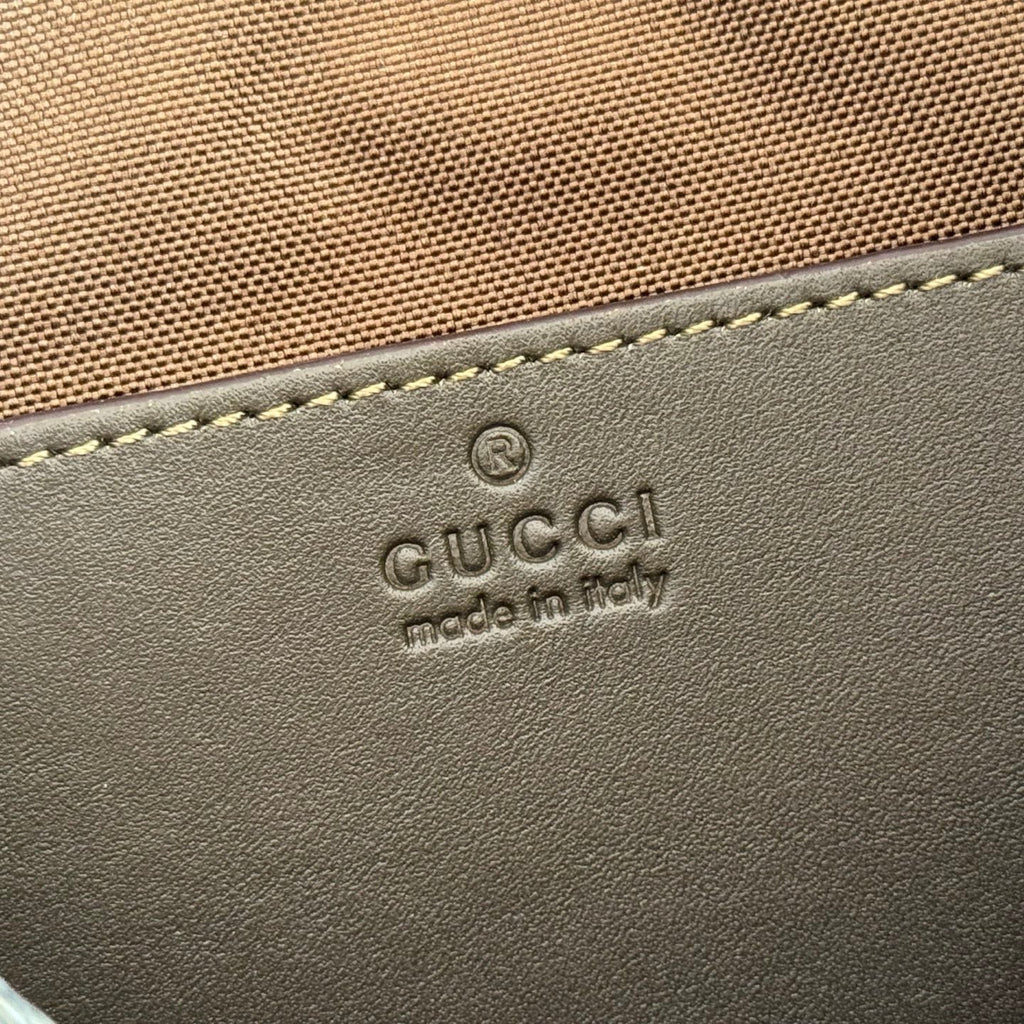 GUCCI 26S SUPREME MESSENGER BAG 23 IN MOSS GREEN CANVAS