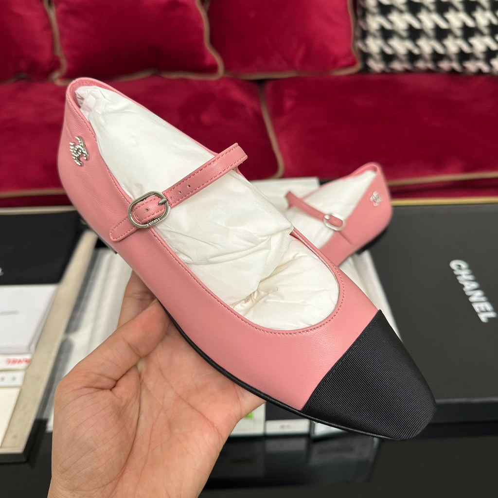 CHANEL MARY JANE HOT PINK CALFSKIN AND BLACK SATIN