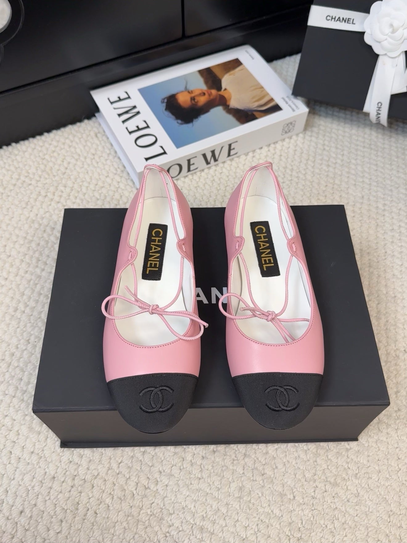 CHANEL FLAT MARY JANE PUMPS IN BABY PINK LAMBSKIN MIX BLACK FABRIC