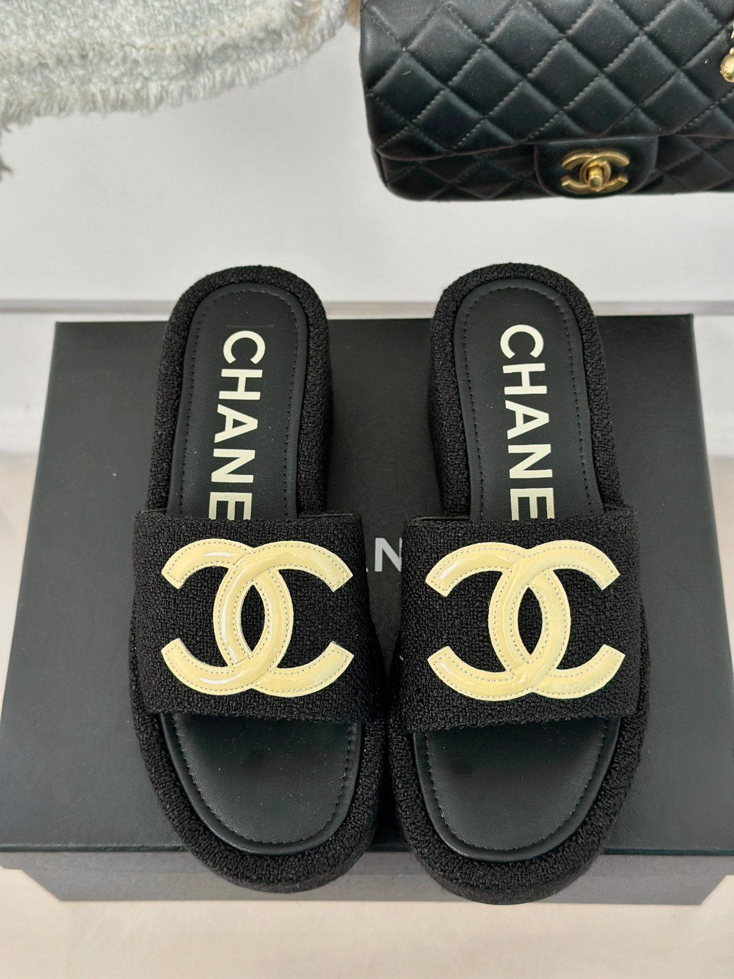 CHANEL CLASSIC SLIPPERS THICK SOLE IN BLACK TWEED