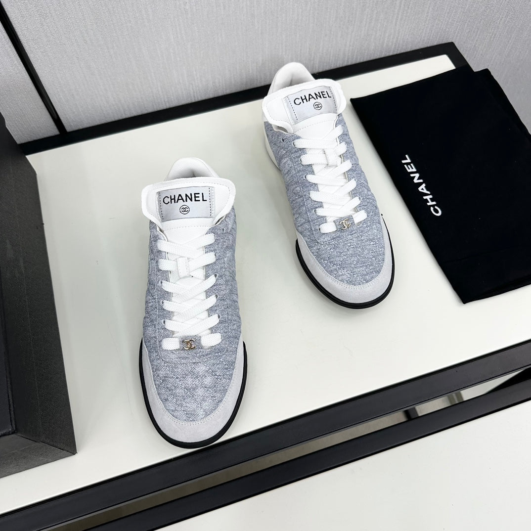 CHANEL SPORTS SHOES IN GREY FABRIC