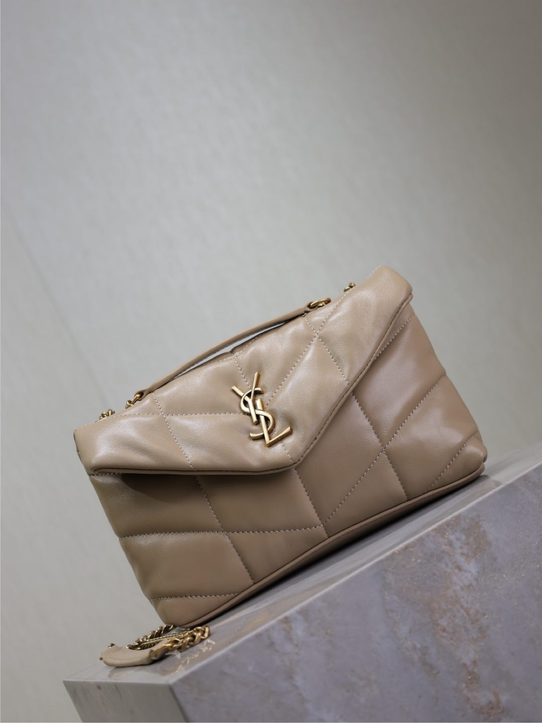 YSL 25S LOULOU PUFFER MINI 23 IN BROWN CALFSKIN GOLD HARDWRE