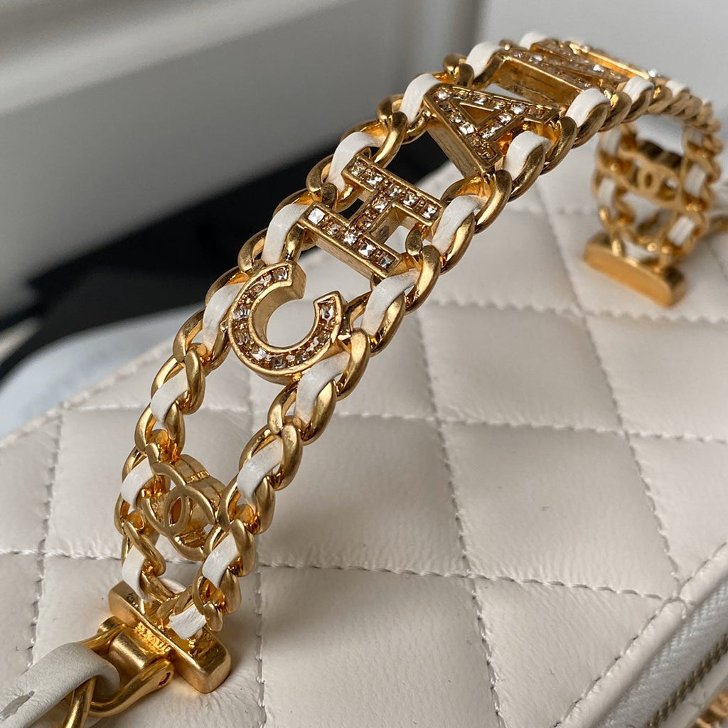 CHANEL Vanity Case 17cm White Lambskin Gold hardware